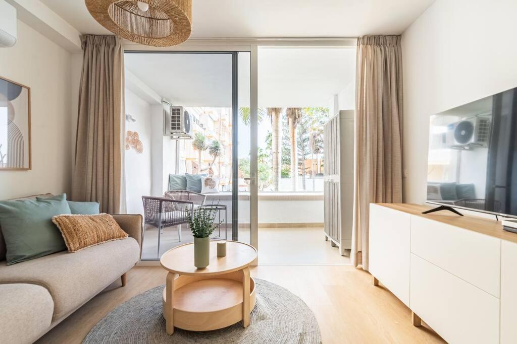 Apartment De Lujo - Zona Yumbo - Playa Del Ingles San Bartolome de Tirajana (Gran Canaria)